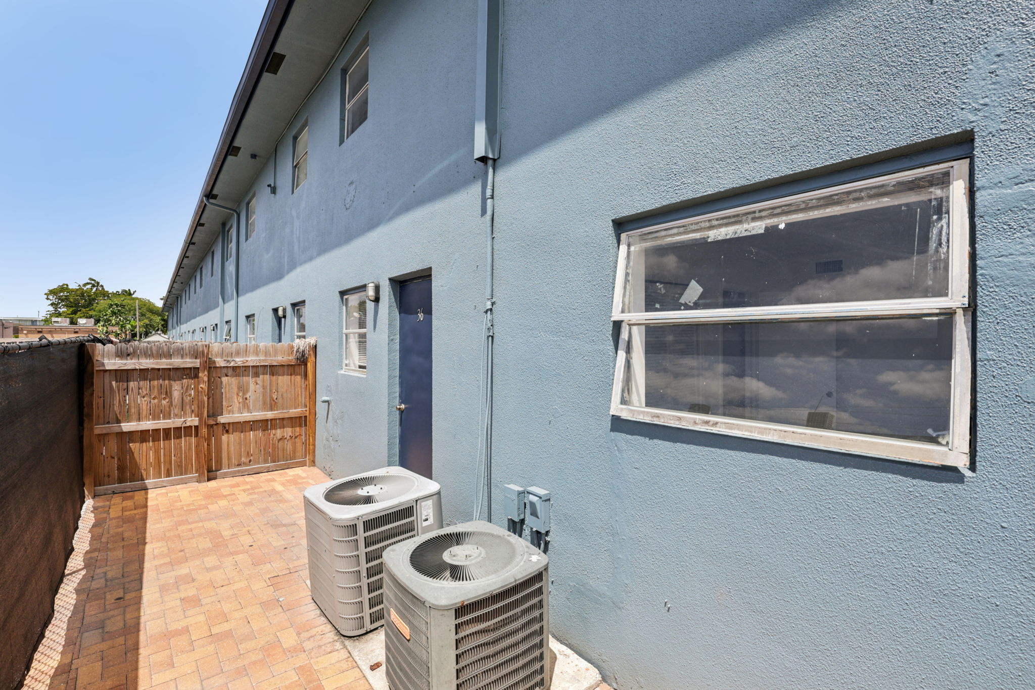 NE 38th St-Apt 35-S1704-030