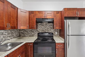 NE 38th St-Apt 7-S1704-015