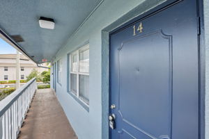 NE 38th St-Apt 14-S1704-003