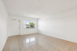NE 38th St-Apt 14-S1704-009