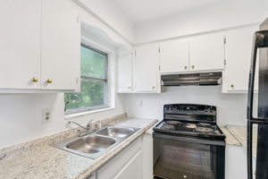 NE 38th St-Apt 14-S1704-015