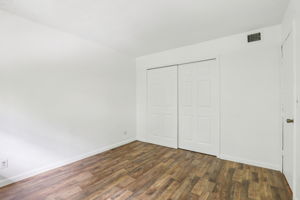 NE 38th St-Apt 14-S1704-019