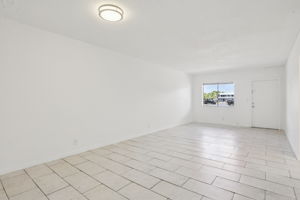 NE 38th St-Apt 35-S1704-006