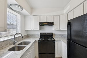 NE 38th St-Apt 35-S1704-007