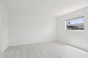 NE 38th St-Apt 35-S1704-014