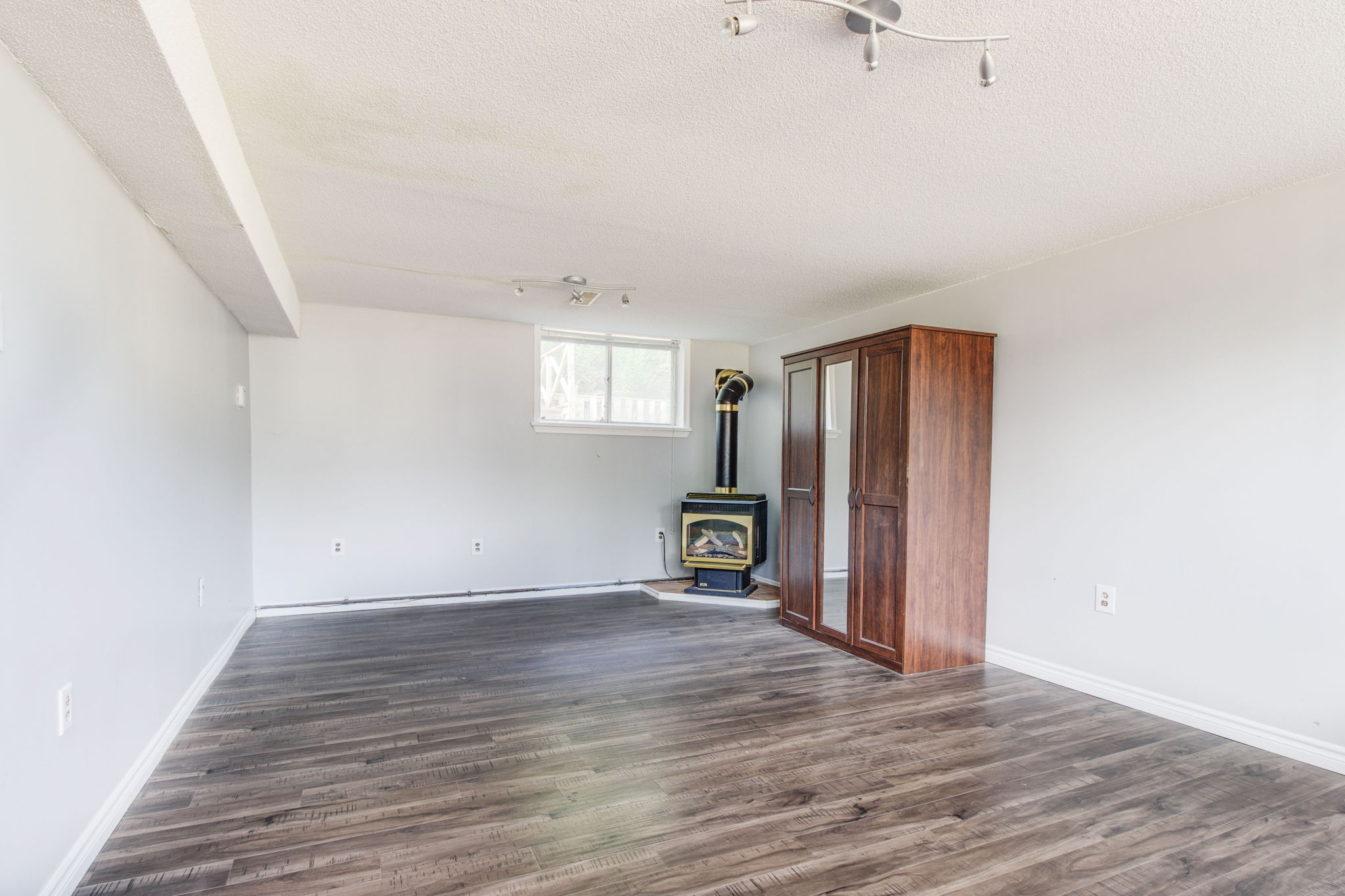  150 Nelson St E, Alliston, ON L9R 1J5, US Photo 42