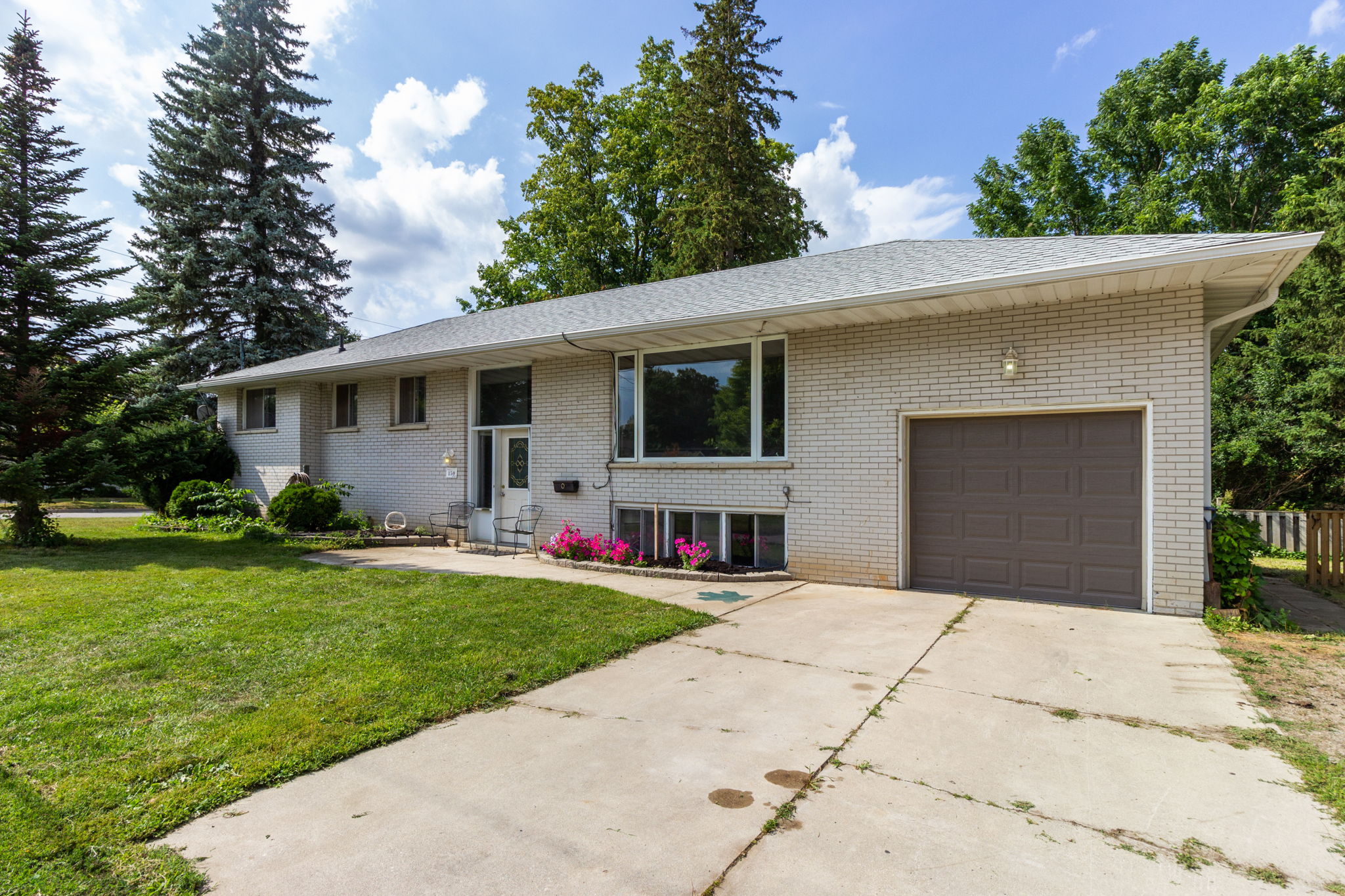  150 Nelson St E, Alliston, ON L9R 1J5, US Photo 3