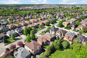  Photo 71