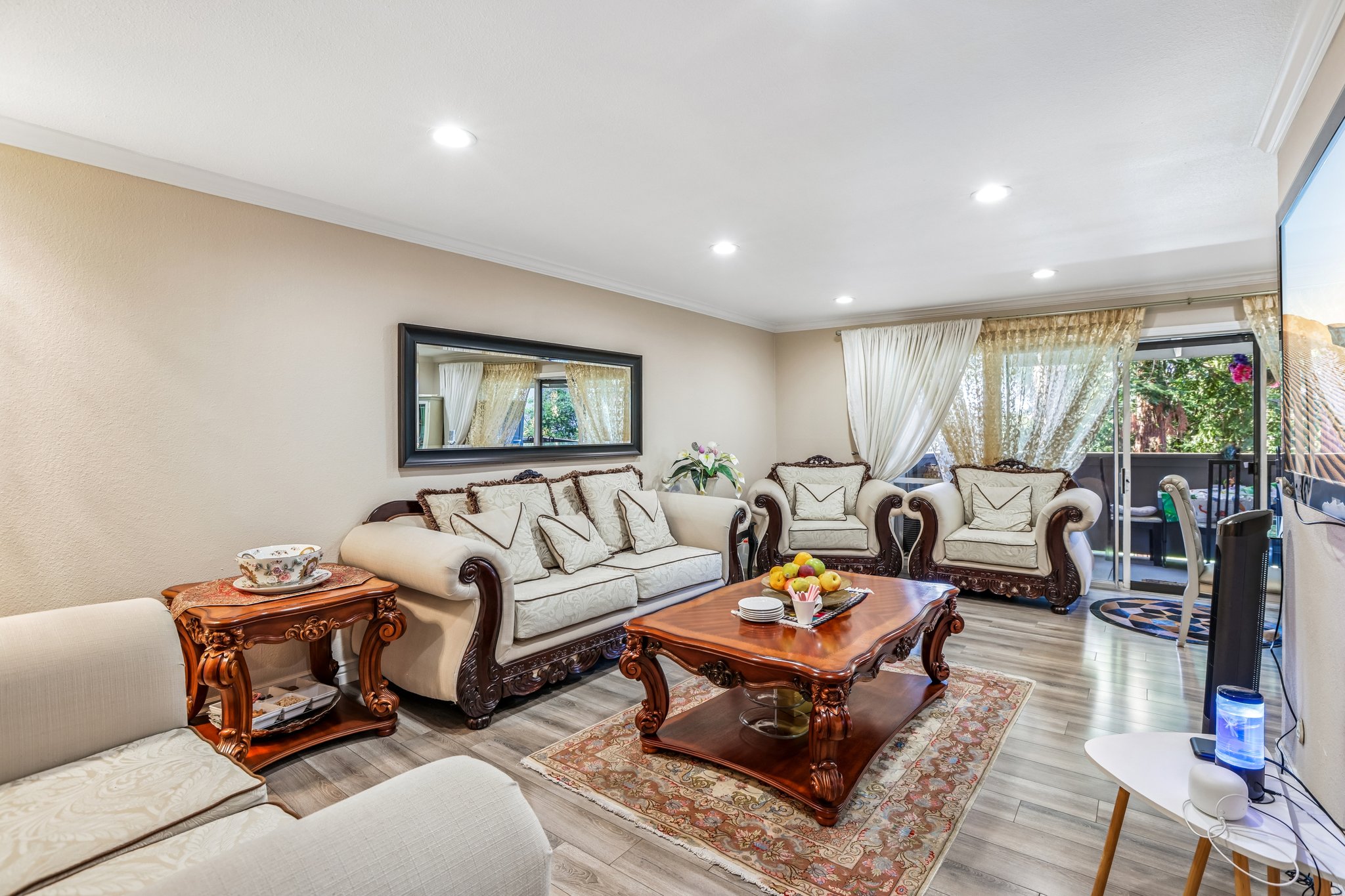 Saratoga Ave 362-S1706-004.jpg