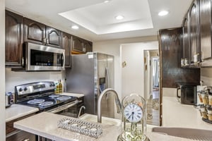 Saratoga Ave 362-S1706-014.jpg