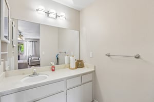 Saratoga Ave 362-S1706-025.jpg