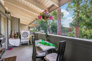 Saratoga Ave 362-S1706-027.jpg