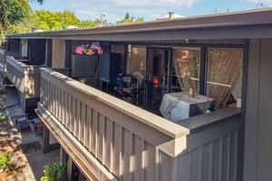 Saratoga Ave 362-S1706-037.jpg