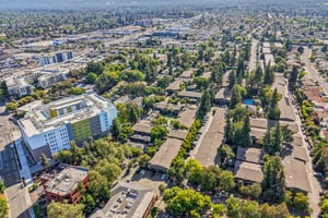 Saratoga Ave 362-S1706-039.jpg