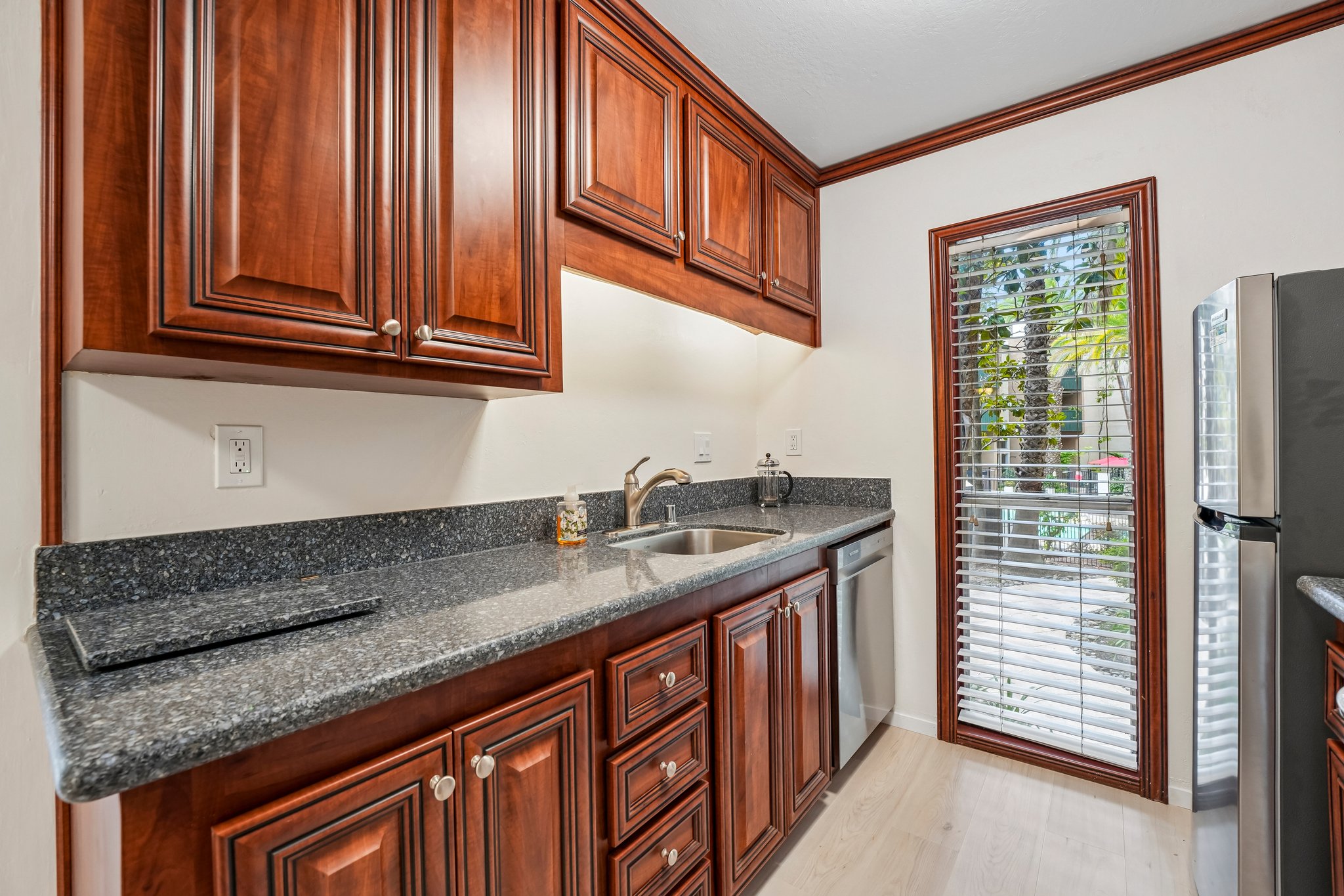 Sharene Ln 103-S0505-016.jpg
