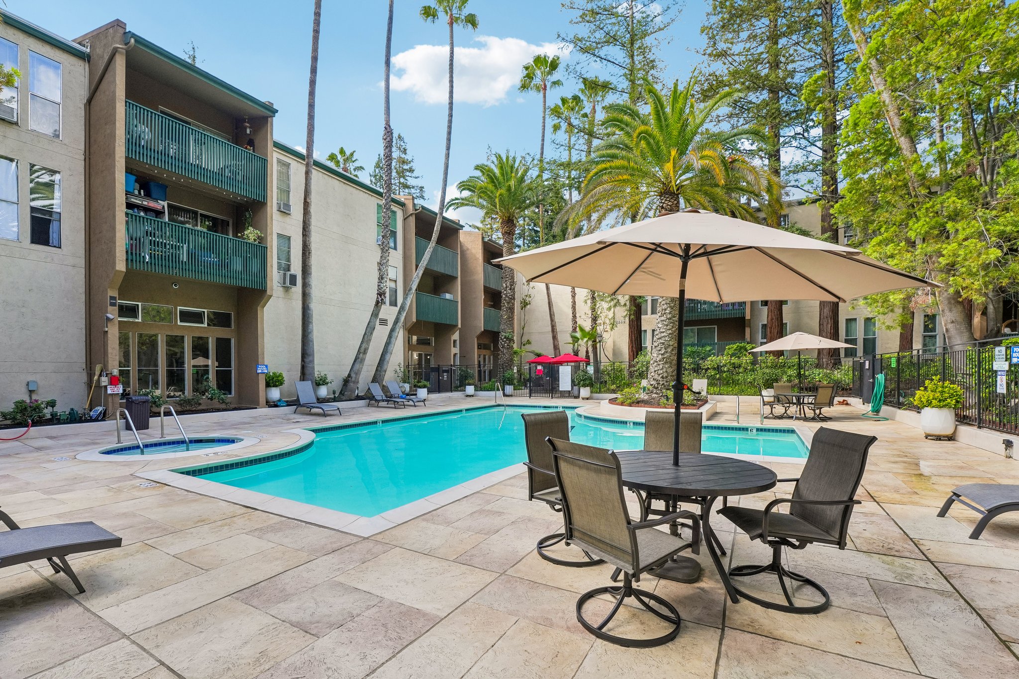 Sharene Ln 103-0505-903.jpg
