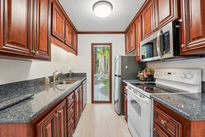 Sharene Ln 103-S0505-014.jpg