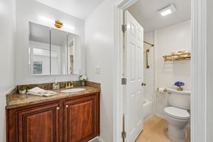 Sharene Ln 103-S0505-023.jpg