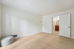 Sharene Ln 103-S0505-029.jpg