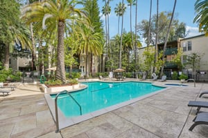 Sharene Ln 103-0505-907.jpg