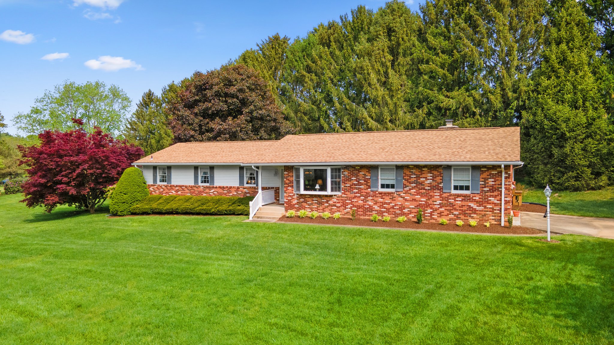 02. Front exterior.jpg