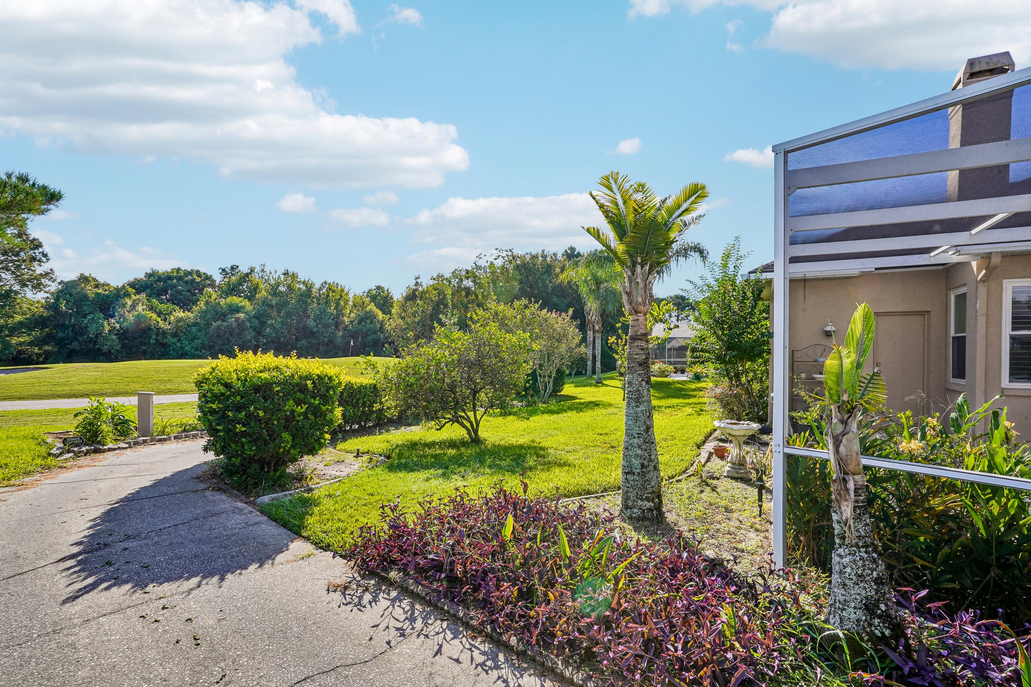 Edgewater Dr-S2909-046.jpg