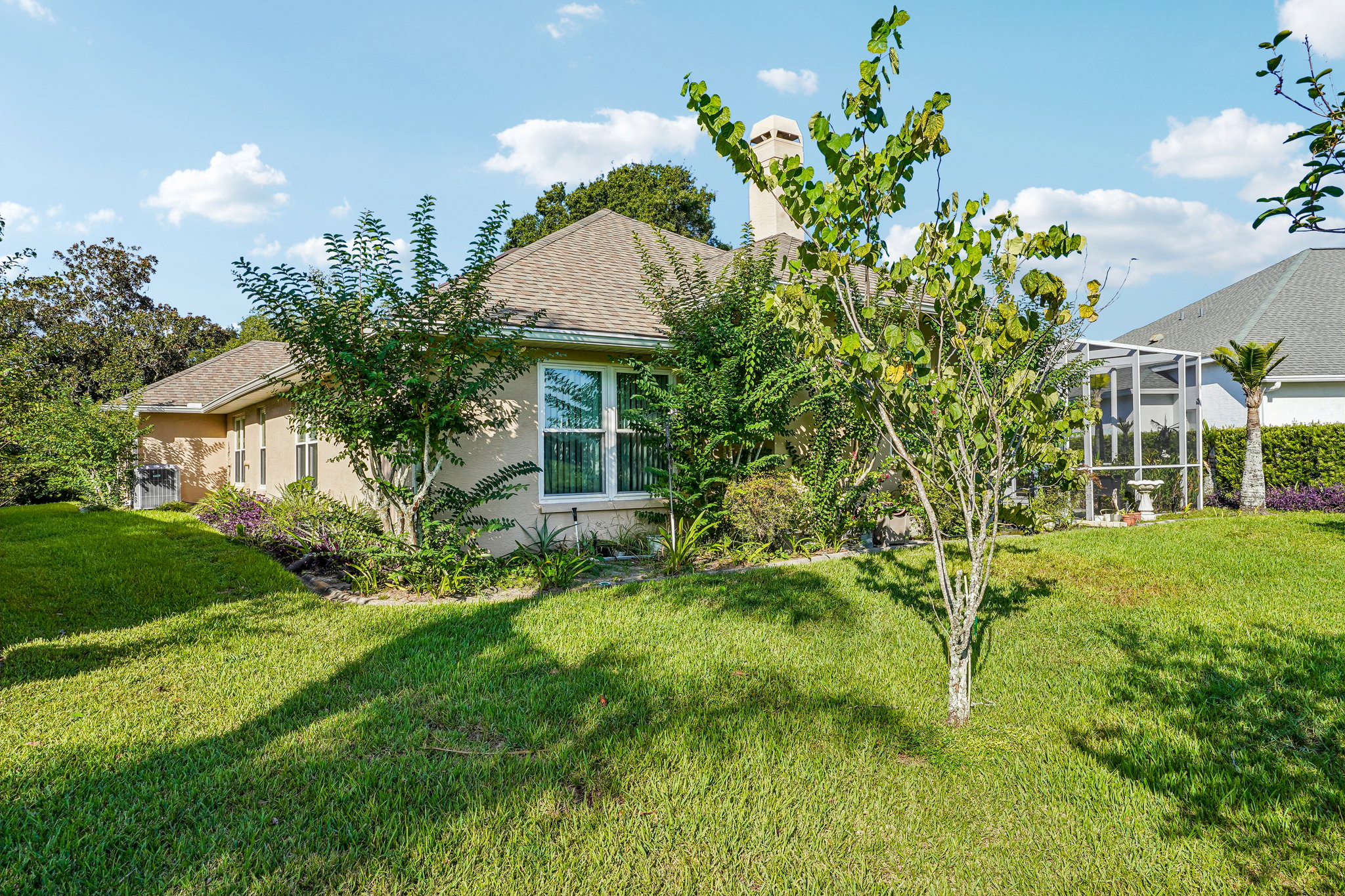 Edgewater Dr-S2909-048.jpg