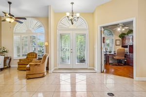 Edgewater Dr-S2909-005.jpg