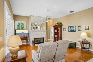 Edgewater Dr-S2909-008.jpg