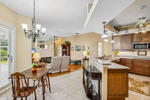 Edgewater Dr-S2909-011.jpg