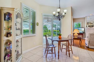 Edgewater Dr-S2909-014.jpg