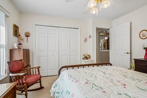 Edgewater Dr-S2909-035.jpg