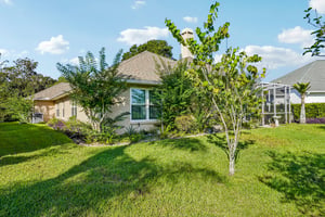 Edgewater Dr-S2909-048.jpg