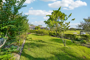 Edgewater Dr-S2909-049.jpg