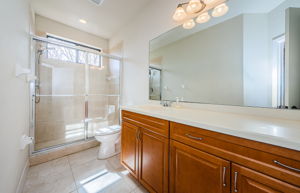 Main Level Bathroom 2a