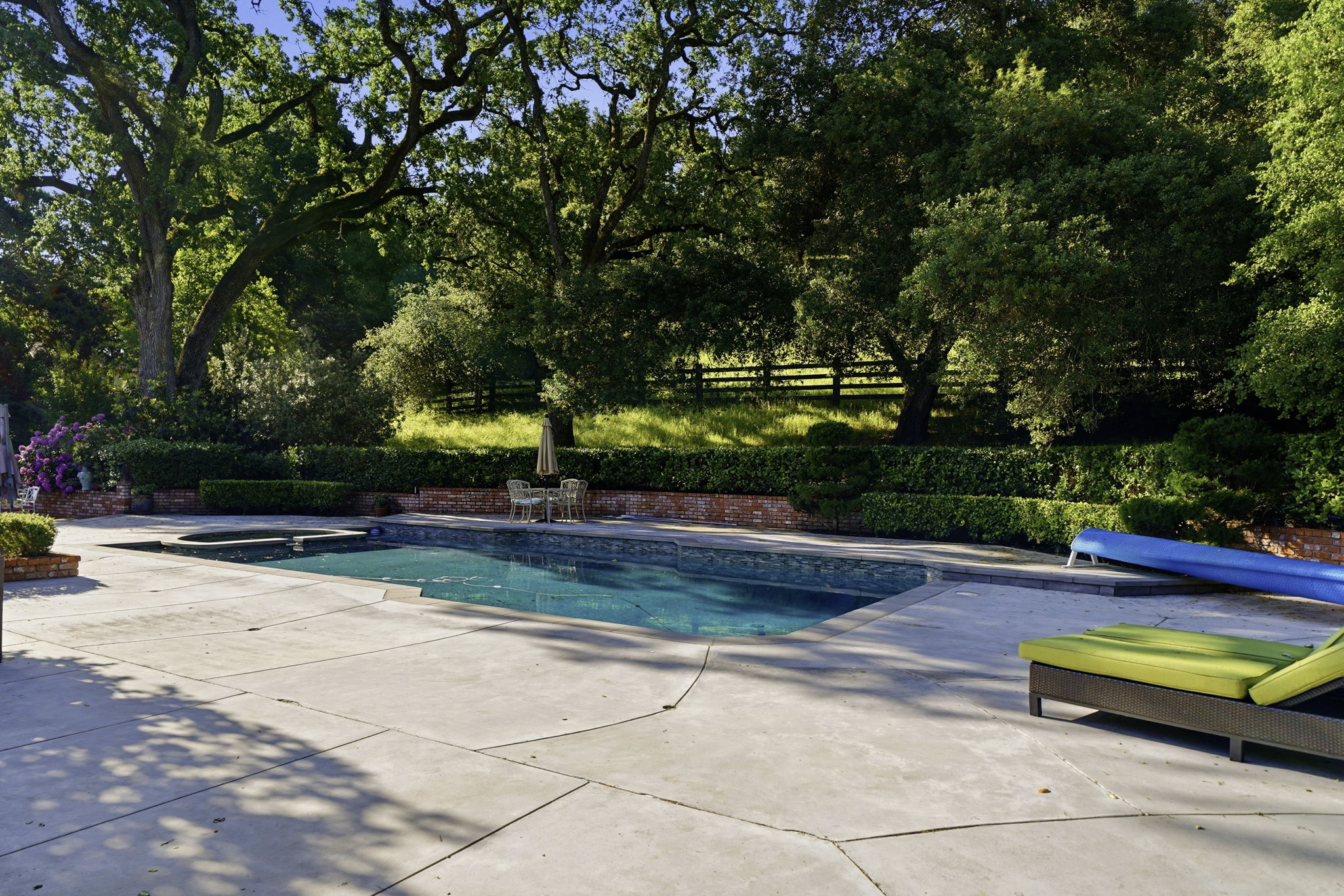  Photo 63