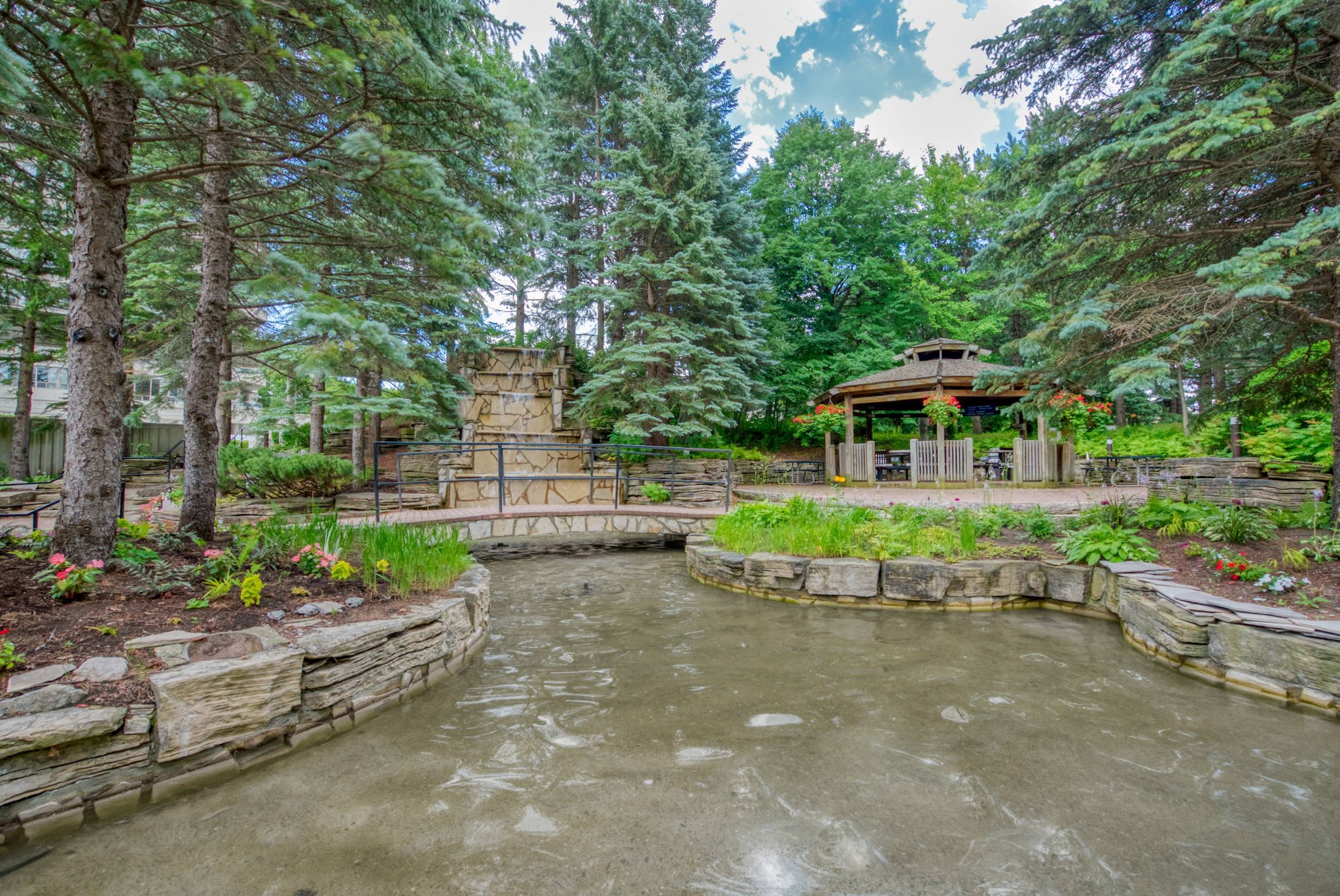 Riverside Dr. Unit 1406 Ottawa InsideOut Media