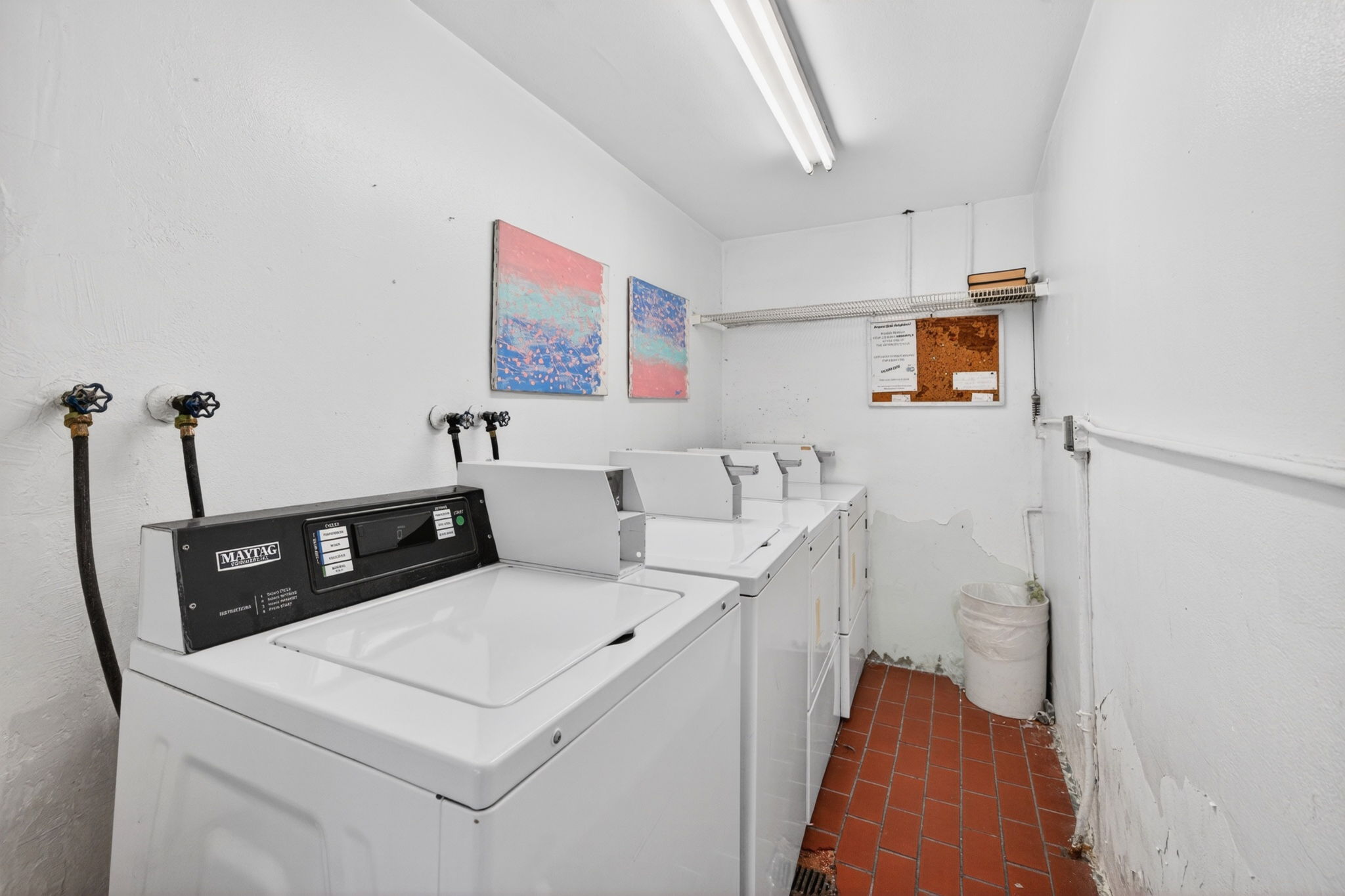  Photo 45