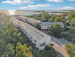 Sunset Rd G7-S2208-033.jpg