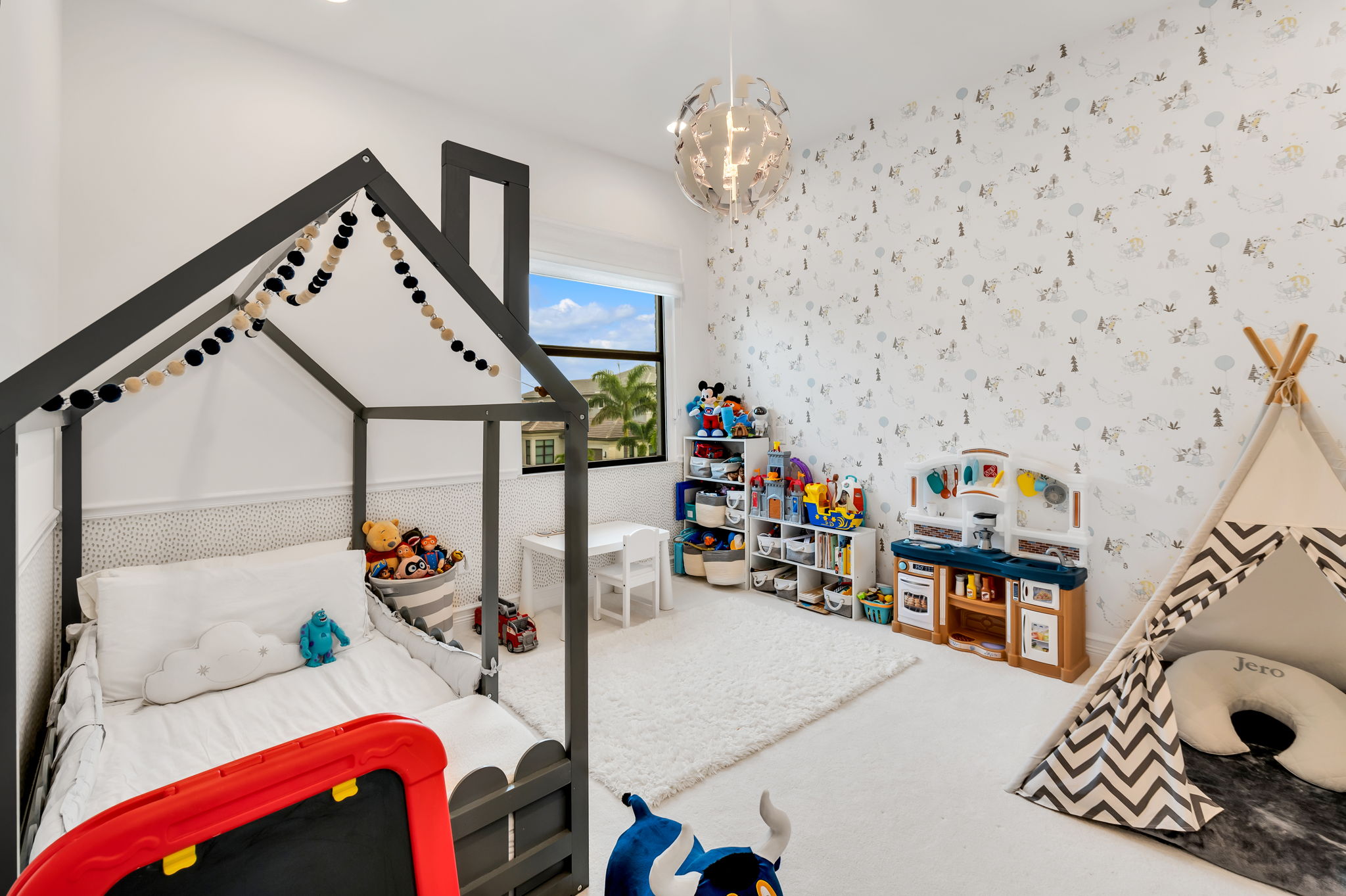  Photo 36