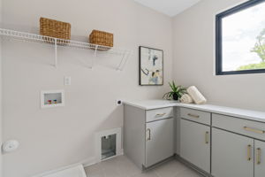  Photo 49