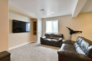  15008 Clayton St, Thornton, CO 80602, US Photo 17