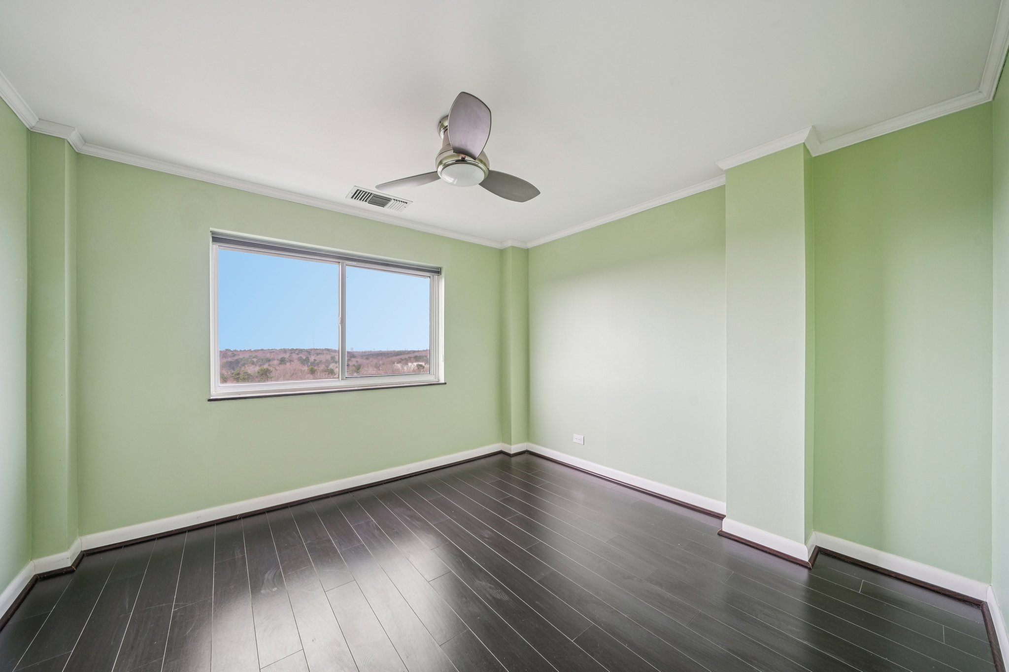 Clairmont Rd-S1902-011.jpg