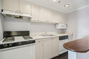 Clairmont Rd-S1902-004.jpg