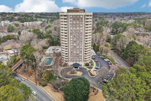 Clairmont Rd-S1902-014.jpg