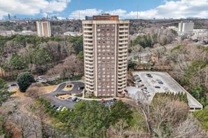 Clairmont Rd-S1902-016.jpg