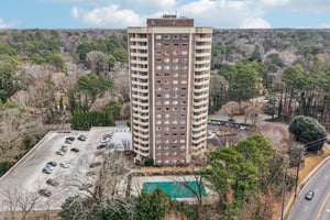 Clairmont Rd-S1902-022.jpg