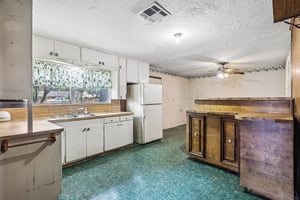 Colby Dr-S1505-005.jpg