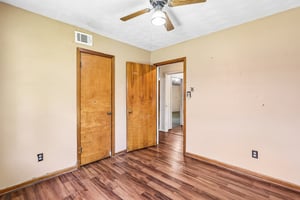 Colby Dr-S1505-015.jpg