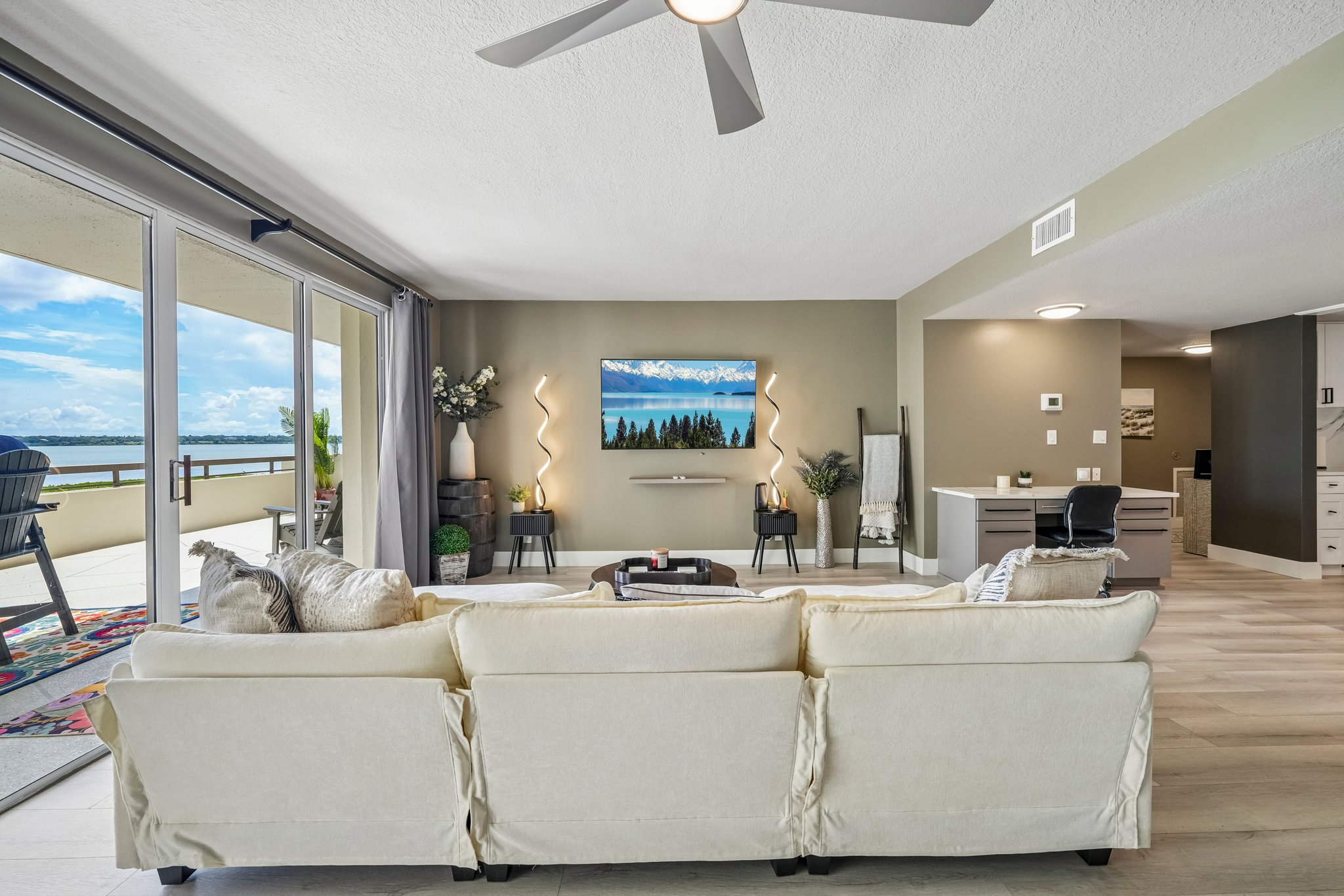 Gulf Blvd 104-S0309-009.jpg